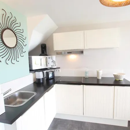 Denise Petit Semesterbostad Barneville-Carteret