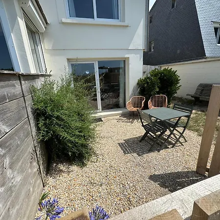 Denise Petit בית נופש